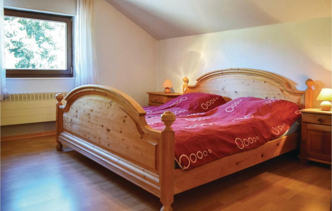 Cozy Home In Sellerich With Kitchen Экстерьер фото